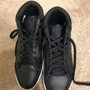 Reebok high top tennis shoes